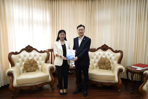 杭师大加勒比研究中心主任拜会中国驻牙买加大使王锦峰