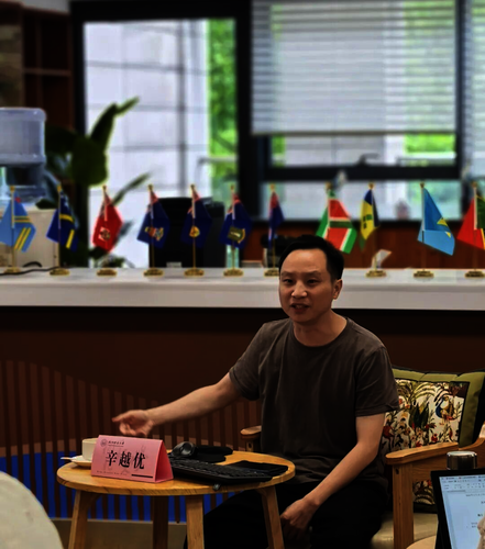 图片1 图片1